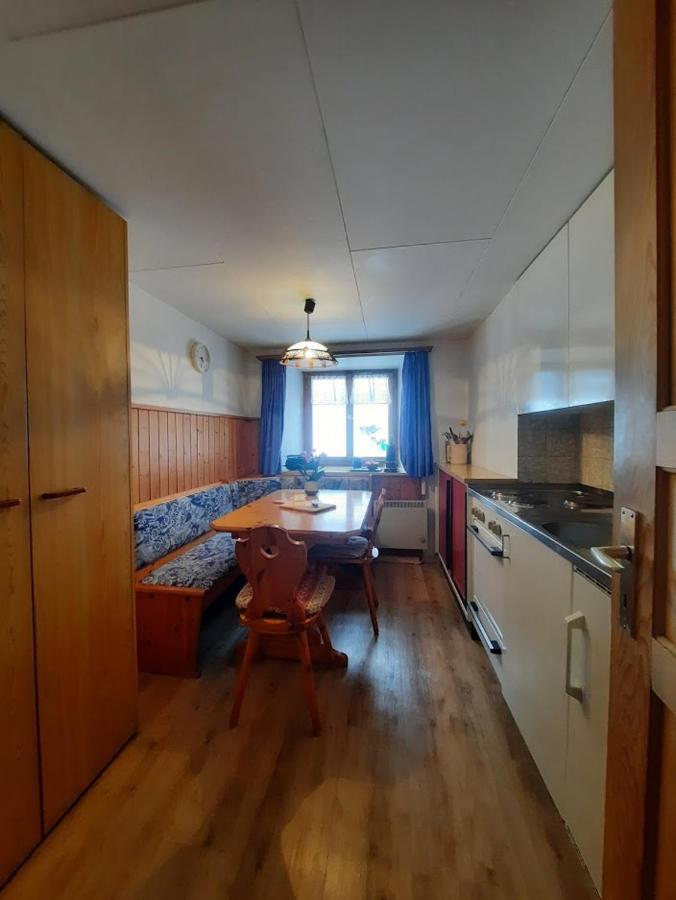 Appartement Bio Yak Hof Heinz à Sufers Extérieur photo